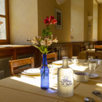 Une table vous attend, et surtout une petite attention rien que pour vous !